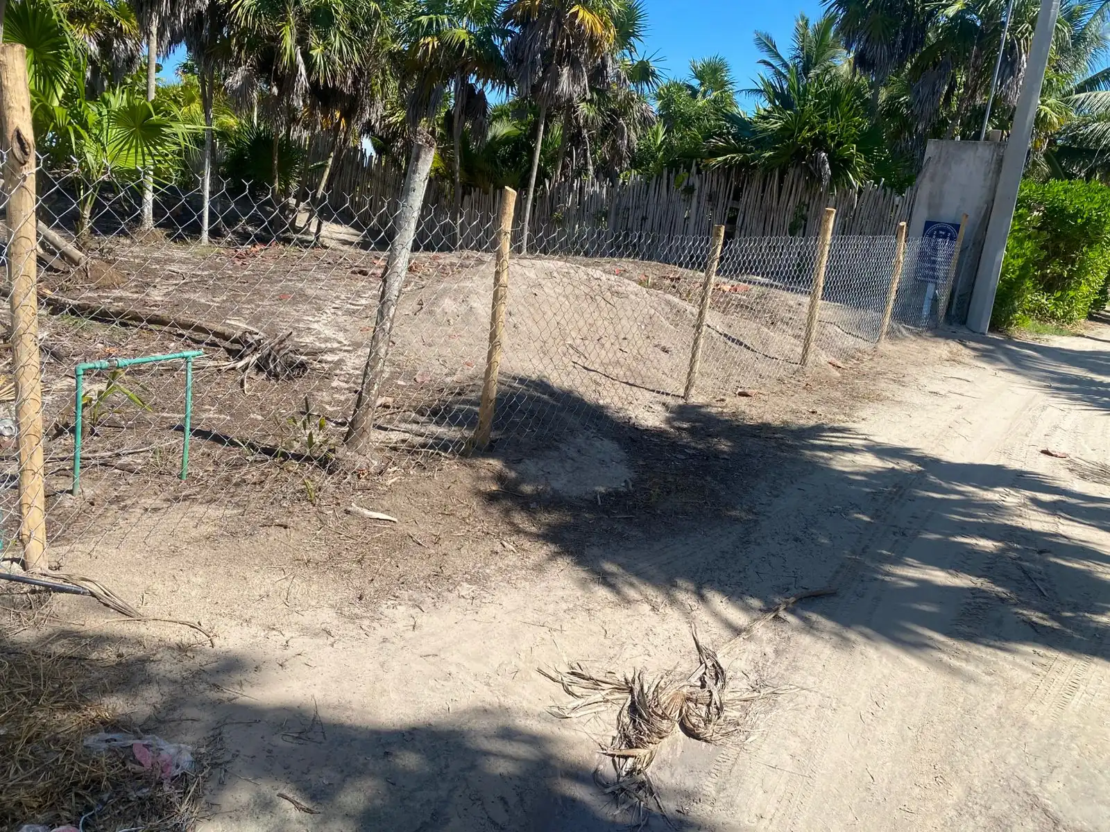 Acceso a la propiedad en El Cuyo